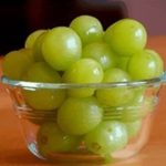 Eating the 12 grapes